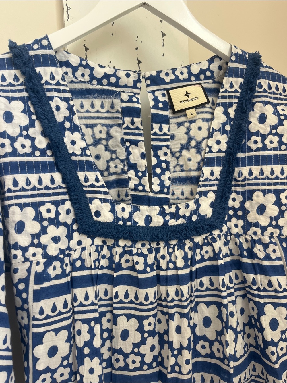 Tuckernuck Blue and White Floral-Print Mini Dress; Size Large. Pit to pit 18.5” - Picture 11 of 12
